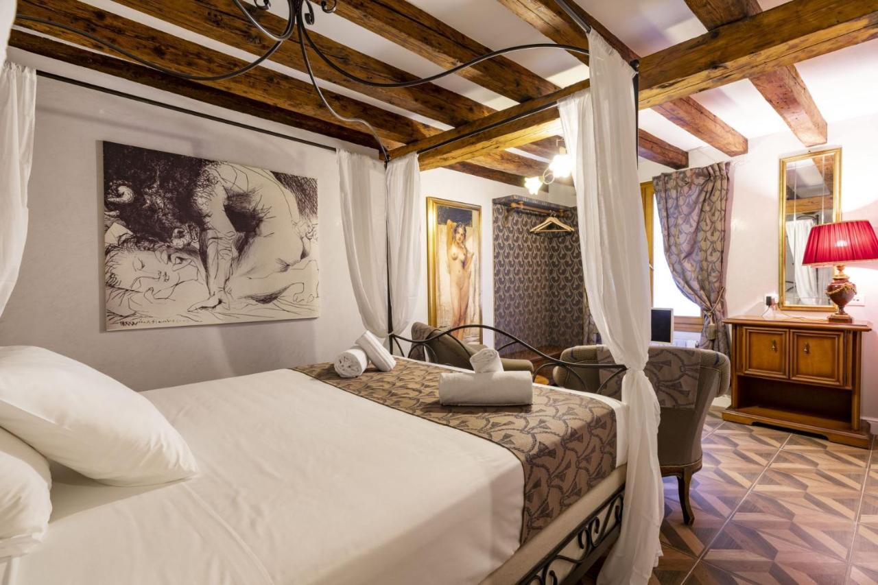 Il Nido Di San Stae Apartment เวนิส ภายนอก รูปภาพ